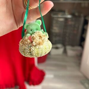 4/$50 vintage 1970 Green Teddy Bear Ornament uniche sea shell 🎁